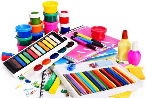 女性創(chuàng)業(yè)新藍(lán)海 文具與化妝品加盟的時(shí)代機(jī)遇